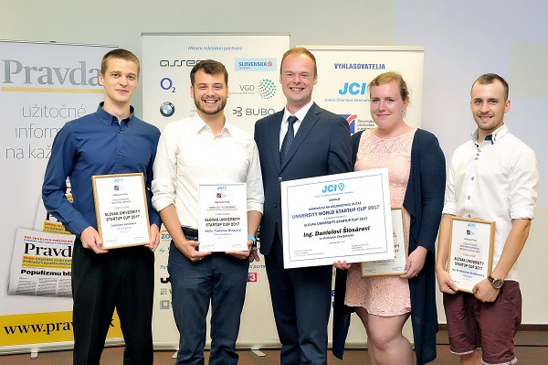 3-339402377856cfefbc81071aaeb5e0a50d77e32c